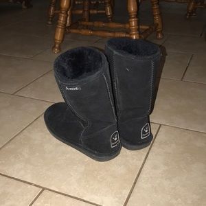 Black Bear paw boots, size 7